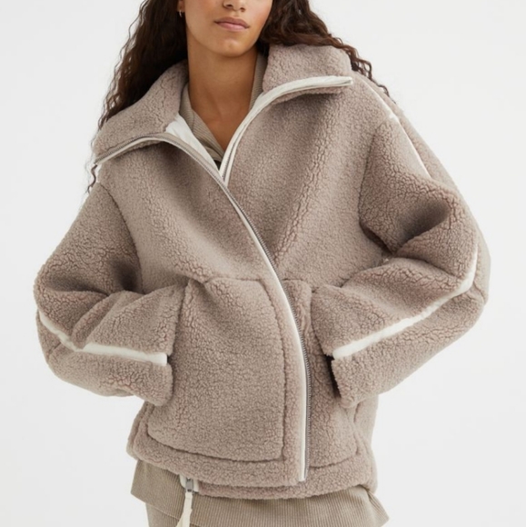 NWT Teddy  Bear 🧸 Jacket H&M - Picture 2 of 3